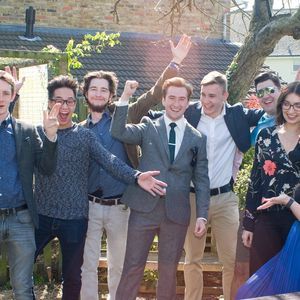 Meet your Posher, Houe